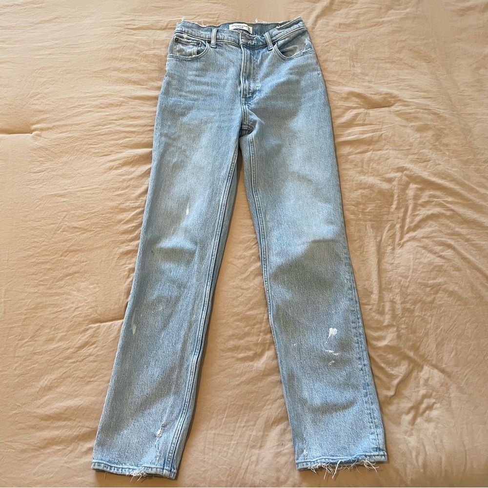 Abercrombie & Fitch Ultra High Rise Straight Jeans